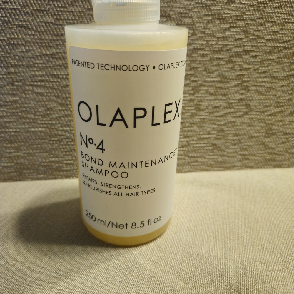 Olaplex No 4 Bond Shampoo 8.5fl oz NEW